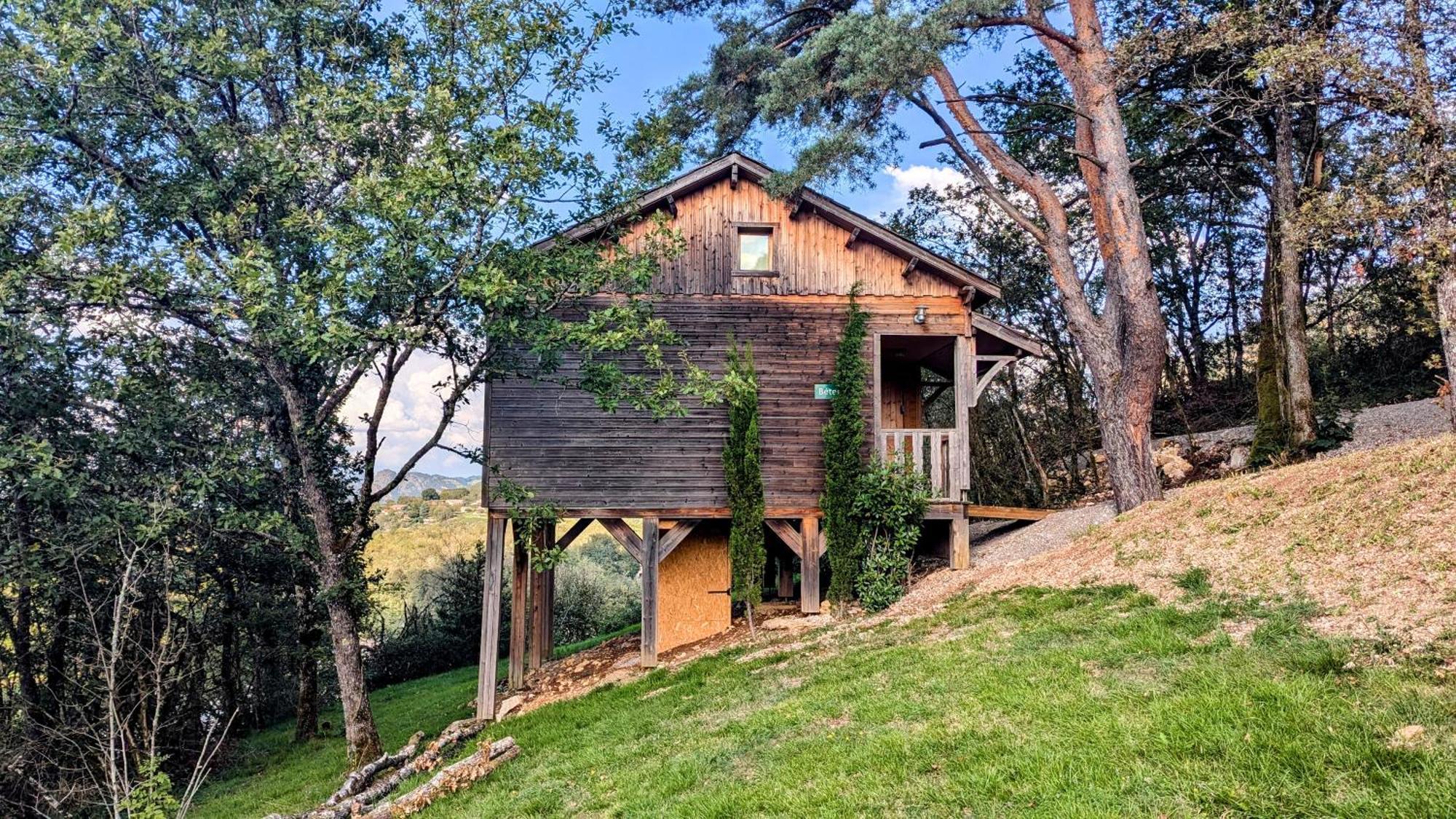 Cabanes Et Lodges Du Belvedere Serrieres-sur-Ain Экстерьер фото