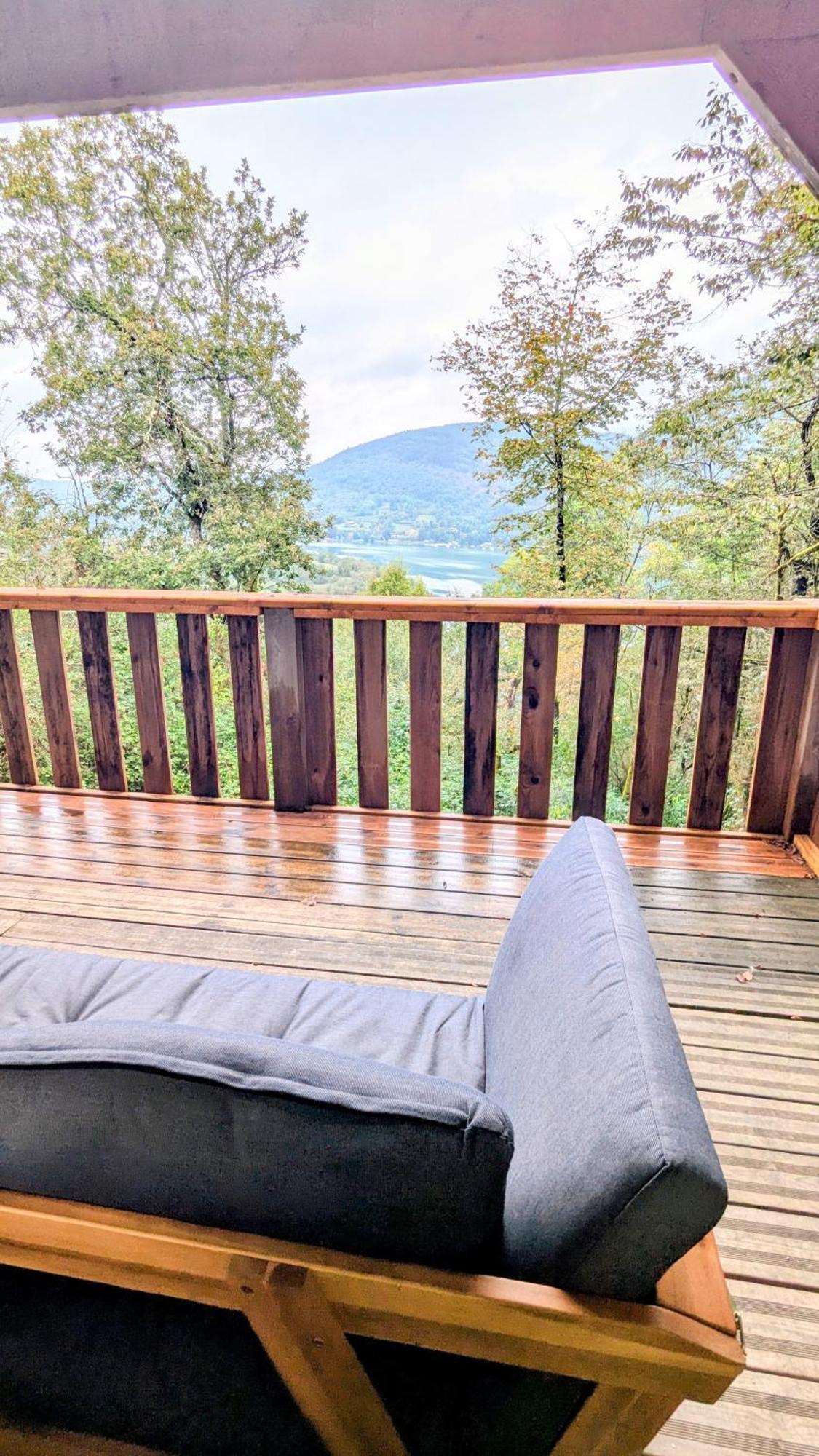 Cabanes Et Lodges Du Belvedere Serrieres-sur-Ain Экстерьер фото