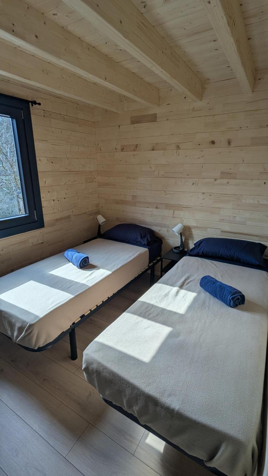 Cabanes Et Lodges Du Belvedere Serrieres-sur-Ain Экстерьер фото
